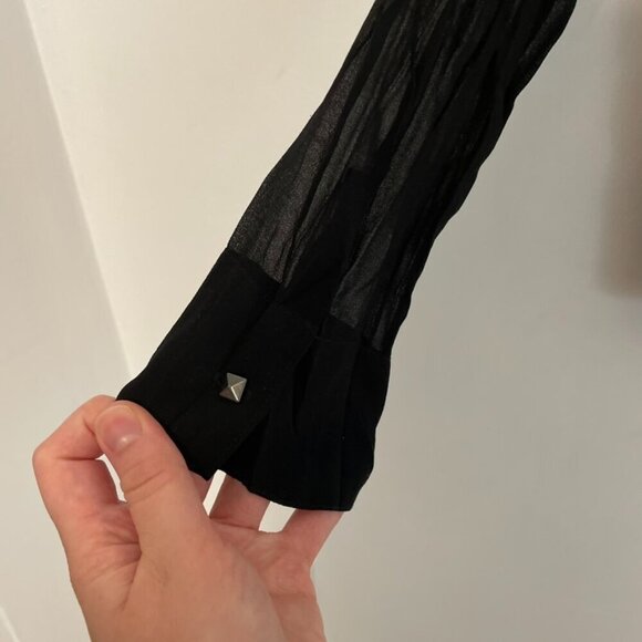 ROCK & REPUBLIC Chiffon Crinkle Top Black Pleated Studs Long Sleeve Button Down - Picture 14 of 15